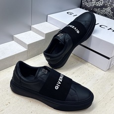 男士+20 顶级版 GIVENCHY 2026春夏经典情侣款弹力橡筋一脚蹬四季休闲鞋 纪梵希印花字母logo五金扣平底圆 男士+20 顶级版 GIVENCHY 2026春夏经典情侣款弹力橡筋一脚蹬四季休闲鞋 纪梵希印花字母logo五金扣平底圆