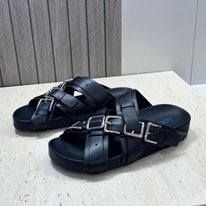 (配全套飞机盒) LOEWE 2026春夏新款时尚休闲沙滩女鞋 罗意威字母logo五金扣厚底圆头交叉带露趾拼色凉拖鞋 (配全套飞机盒) LOEWE 2026春夏新款时尚休闲沙滩女鞋 罗意威字母logo五金扣厚底圆头交叉带露趾拼色凉拖鞋