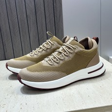 顶级版 Loro Piana 诺悠.翩雅 2026春夏经典系列休闲系带男跑鞋 LP字母logo厚底圆头老钱风拼色运动鞋 顶级版 Loro Piana 诺悠.翩雅 2026春夏经典系列休闲系带男跑鞋 LP字母logo厚底圆头老钱风拼色运动鞋