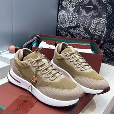 顶级版 Loro Piana 诺悠.翩雅 2026春夏经典系列休闲系带男跑鞋 LP字母logo厚底圆头老钱风拼色运动鞋 顶级版 Loro Piana 诺悠.翩雅 2026春夏经典系列休闲系带男跑鞋 LP字母logo厚底圆头老钱风拼色运动鞋