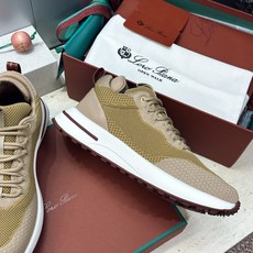顶级版 Loro Piana 诺悠.翩雅 2026春夏经典系列休闲系带男跑鞋 LP字母logo厚底圆头老钱风拼色运动鞋 顶级版 Loro Piana 诺悠.翩雅 2026春夏经典系列休闲系带男跑鞋 LP字母logo厚底圆头老钱风拼色运动鞋