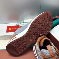 顶级版 Loro Piana 诺悠.翩雅 2026春夏经典系列休闲系带男跑鞋 LP字母logo厚底圆头老钱风拼色运动鞋 顶级版 Loro Piana 诺悠.翩雅 2026春夏经典系列休闲系带男跑鞋 LP字母logo厚底圆头老钱风拼色运动鞋
