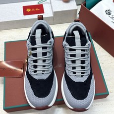 顶级版 Loro Piana 诺悠.翩雅 2026春夏经典系列休闲系带男跑鞋 LP字母logo厚底圆头老钱风拼色运动鞋 顶级版 Loro Piana 诺悠.翩雅 2026春夏经典系列休闲系带男跑鞋 LP字母logo厚底圆头老钱风拼色运动鞋