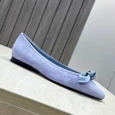 LORO PIANA 诺悠.翩雅 2026春夏新款平底蝴蝶结女鞋 LP字母logo平底尖头拼色单鞋 材质:鞋面进口羊猄 LORO PIANA 诺悠.翩雅 2026春夏新款平底蝴蝶结女鞋 LP字母logo平底尖头拼色单鞋 材质:鞋面进口羊猄