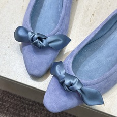 LORO PIANA 诺悠.翩雅 2026春夏新款平底蝴蝶结女鞋 LP字母logo平底尖头拼色单鞋 材质:鞋面进口羊猄 LORO PIANA 诺悠.翩雅 2026春夏新款平底蝴蝶结女鞋 LP字母logo平底尖头拼色单鞋 材质:鞋面进口羊猄