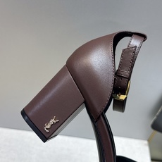 SAINT LAURENT PARIS 圣罗兰2026春夏新款中跟女鞋 YSL字母logo五金扣粗跟圆头露趾后包凉鞋 SAINT LAURENT PARIS 圣罗兰2026春夏新款中跟女鞋 YSL字母logo五金扣粗跟圆头露趾后包凉鞋