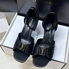 SAINT LAURENT PARIS 圣罗兰2026春夏新款中跟女鞋 YSL字母logo五金扣粗跟圆头露趾后包凉鞋 SAINT LAURENT PARIS 圣罗兰2026春夏新款中跟女鞋 YSL字母logo五金扣粗跟圆头露趾后包凉鞋