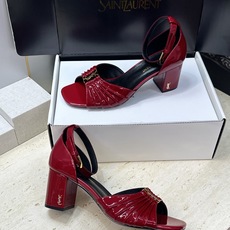 SAINT LAURENT PARIS 圣罗兰2026春夏新款中跟女鞋 YSL字母logo五金扣粗跟圆头露趾后包凉鞋 SAINT LAURENT PARIS 圣罗兰2026春夏新款中跟女鞋 YSL字母logo五金扣粗跟圆头露趾后包凉鞋
