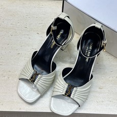 SAINT LAURENT PARIS 圣罗兰2026春夏新款中跟女鞋 YSL字母logo五金扣粗跟圆头露趾后包凉鞋 SAINT LAURENT PARIS 圣罗兰2026春夏新款中跟女鞋 YSL字母logo五金扣粗跟圆头露趾后包凉鞋