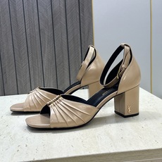 SAINT LAURENT PARIS 圣罗兰2026春夏新款中跟女鞋 YSL字母logo五金扣粗跟圆头露趾后包凉鞋 SAINT LAURENT PARIS 圣罗兰2026春夏新款中跟女鞋 YSL字母logo五金扣粗跟圆头露趾后包凉鞋