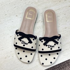 迪奥 Dior 2026春夏新款Romance 蝴蝶结波点拼色一字拖女鞋 CD字母logo立体刺绣粗跟圆头露趾凉拖鞋 材 迪奥 Dior 2026春夏新款Romance 蝴蝶结波点拼色一字拖女鞋 CD字母logo立体刺绣粗跟圆头露趾凉拖鞋 材