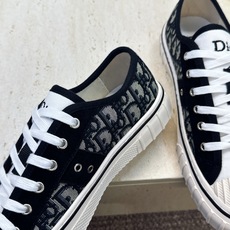 Dior 迪奥 2026春夏情侣新款 HooPer低帮贝壳头休闲运动小白鞋 CD字母logo立体刺绣Oblique图案 Dior 迪奥 2026春夏情侣新款 HooPer低帮贝壳头休闲运动小白鞋 CD字母logo立体刺绣Oblique图案