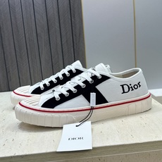 Dior 迪奥 2026春夏情侣新款 HooPer低帮贝壳头休闲运动小白鞋 CD字母logo立体刺绣Oblique图案 Dior 迪奥 2026春夏情侣新款 HooPer低帮贝壳头休闲运动小白鞋 CD字母logo立体刺绣Oblique图案