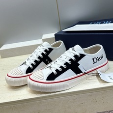 Dior 迪奥 2026春夏情侣新款 HooPer低帮贝壳头休闲运动小白鞋 CD字母logo立体刺绣Oblique图案 Dior 迪奥 2026春夏情侣新款 HooPer低帮贝壳头休闲运动小白鞋 CD字母logo立体刺绣Oblique图案