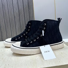 Dior 迪奥 2026春夏情侣新款 HooPer高帮贝壳头休闲运动小白鞋 CD字母logo立体刺绣Oblique图案 Dior 迪奥 2026春夏情侣新款 HooPer高帮贝壳头休闲运动小白鞋 CD字母logo立体刺绣Oblique图案