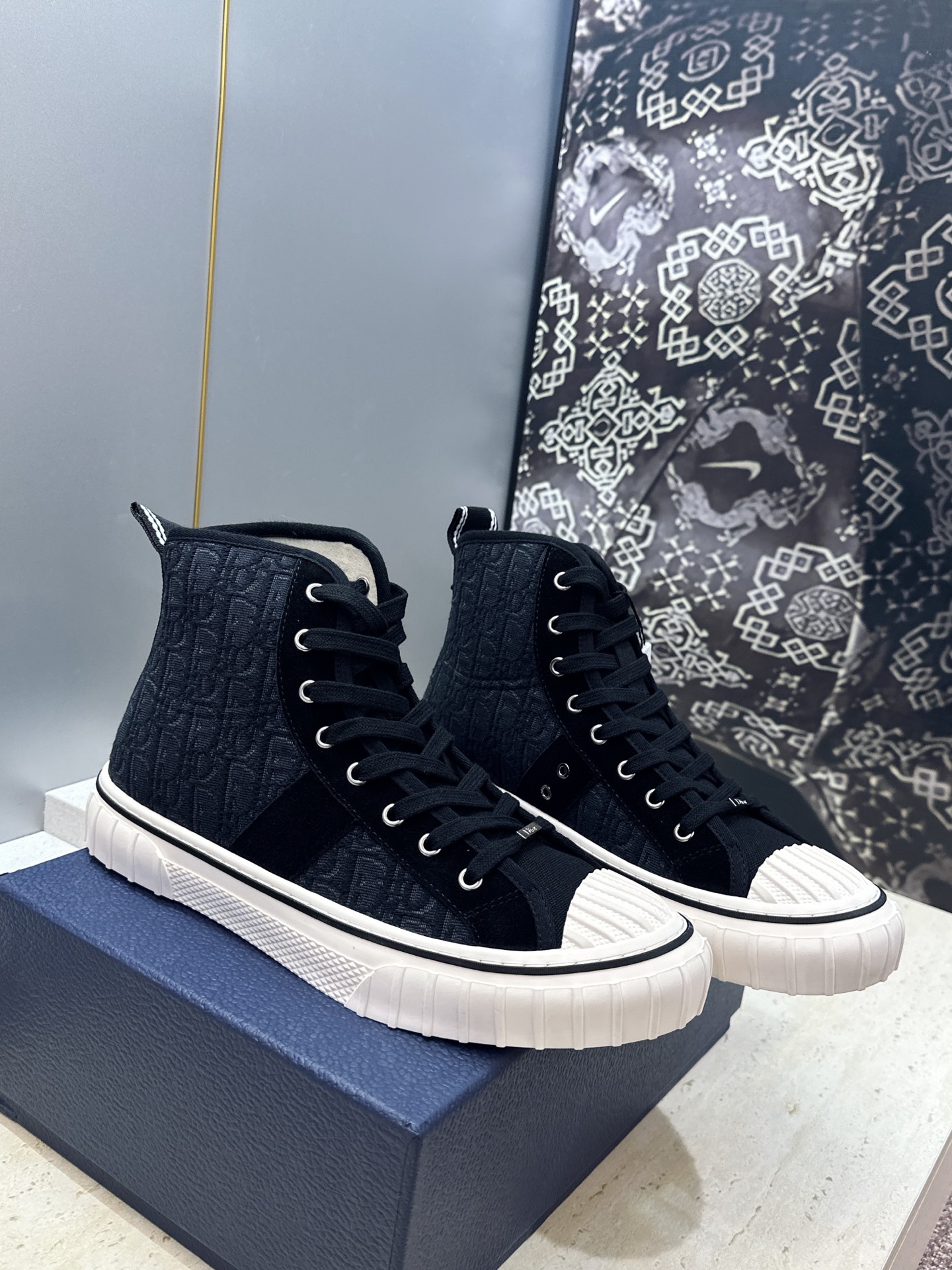 Dior 迪奥 2026春夏情侣新款 HooPer高帮贝壳头休闲运动小白鞋  CD字母logo立体刺绣Oblique图案