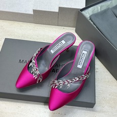 Balenciaga 巴黎世家x MANOLO BLAHNlK 2026春夏联名新款中跟女鞋 MB字母logo尖头水钻 Balenciaga 巴黎世家x MANOLO BLAHNlK 2026春夏联名新款中跟女鞋 MB字母logo尖头水钻