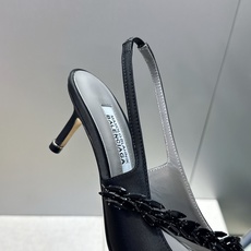Balenciaga 巴黎世家x MANOLO BLAHNlK 2026春夏联名新款中跟女鞋 MB字母logo尖头水钻 Balenciaga 巴黎世家x MANOLO BLAHNlK 2026春夏联名新款中跟女鞋 MB字母logo尖头水钻