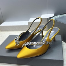 Balenciaga 巴黎世家x MANOLO BLAHNlK 2026春夏联名新款中跟女鞋 MB字母logo尖头水钻 Balenciaga 巴黎世家x MANOLO BLAHNlK 2026春夏联名新款中跟女鞋 MB字母logo尖头水钻