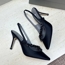Balenciaga 巴黎世家x MANOLO BLAHNlK 2026春夏联名新款高跟女鞋 MB字母logo尖头水钻 Balenciaga 巴黎世家x MANOLO BLAHNlK 2026春夏联名新款高跟女鞋 MB字母logo尖头水钻