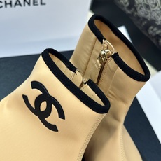 莞货 代购级 CHANEL 香奈儿2026春夏新款芭蕾舞袜子弹力女靴 小香双C字母logo平底圆头拼色机车骑士休闲短靴 莞货 代购级 CHANEL 香奈儿2026春夏新款芭蕾舞袜子弹力女靴 小香双C字母logo平底圆头拼色机车骑士休闲短靴