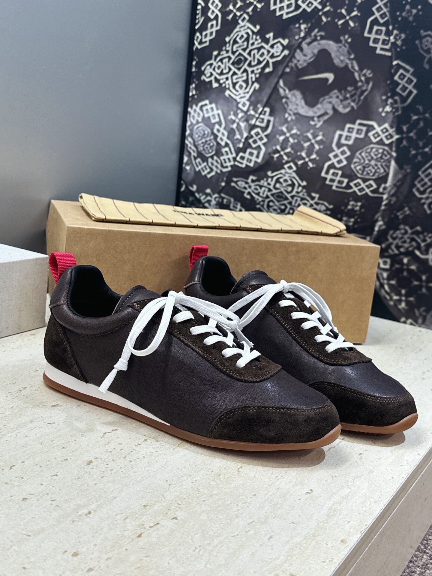 UMA WANG 2026秋冬新款复古系带休闲徳训女鞋 UW 舞马王平底拼色弹力折皱运动舒适阿甘小白鞋 材质:鞋面进口马