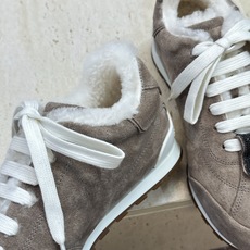 BRUNELLO CUCINELLI 2026秋冬新款拼色系带羊羔毛阿甘徳训女鞋 BC字母logo标志性串珠厚底圆头休闲 BRUNELLO CUCINELLI 2026秋冬新款拼色系带羊羔毛阿甘徳训女鞋 BC字母logo标志性串珠厚底圆头休闲