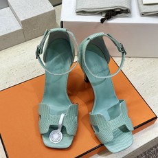 (配全套飞机盒) 莞产 代购级 爱马仕 Hermes 202春夏经典系列新色Joy高跟果冻色工字拖女鞋 H家字母log (配全套飞机盒) 莞产 代购级 爱马仕 Hermes 202春夏经典系列新色Joy高跟果冻色工字拖女鞋 H家字母log