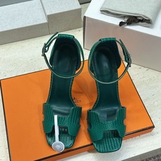 (配全套飞机盒) 莞产 代购级 爱马仕 Hermes 202春夏经典系列新色Joy高跟果冻色工字拖女鞋 H家字母log (配全套飞机盒) 莞产 代购级 爱马仕 Hermes 202春夏经典系列新色Joy高跟果冻色工字拖女鞋 H家字母log