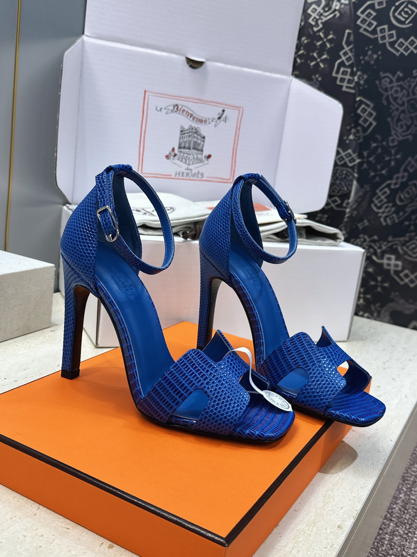 (配全套飞机盒) 莞产 代购级 爱马仕 Hermes 202春夏经典系列新色Joy高跟果冻色工字拖女鞋  H家字母log