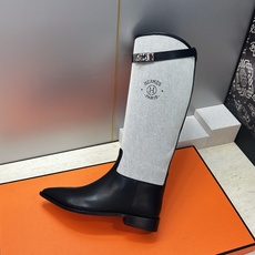 Hermes爱马仕 2026秋冬新款 Box JumPling朋克风格Kelly扣低跟高筒及膝拼色女长靴 H家明星同款字 Hermes爱马仕 2026秋冬新款 Box JumPling朋克风格Kelly扣低跟高筒及膝拼色女长靴 H家明星同款字