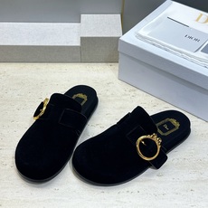 迪奥 Dior 2026春夏新款 Medaillon Buckle 懒人沙滩女拖鞋 明星同款CD字母logo五金皮带扣厚 迪奥 Dior 2026春夏新款 Medaillon Buckle 懒人沙滩女拖鞋 明星同款CD字母logo五金皮带扣厚