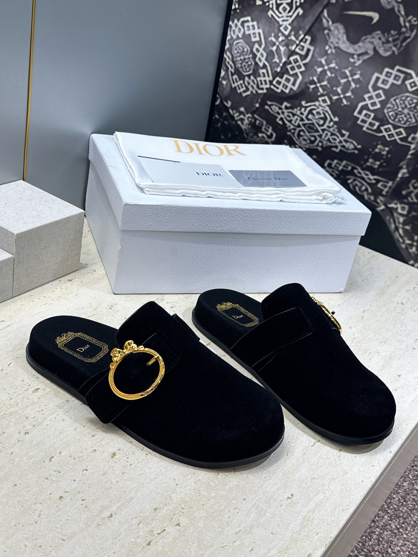 迪奥 Dior 2026春夏新款 Medaillon Buckle 懒人沙滩女拖鞋 明星同款CD字母logo五金皮带扣厚