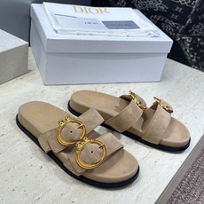 迪奥 Dior 2026春夏新款 Medaillon Buckle休闲沙滩女鞋 CD字母logo五金皮带扣厚底圆头露趾拼 迪奥 Dior 2026春夏新款 Medaillon Buckle休闲沙滩女鞋 CD字母logo五金皮带扣厚底圆头露趾拼