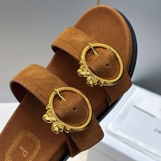 迪奥 Dior 2026春夏新款 Medaillon Buckle休闲沙滩女鞋 CD字母logo五金皮带扣厚底圆头露趾拼 迪奥 Dior 2026春夏新款 Medaillon Buckle休闲沙滩女鞋 CD字母logo五金皮带扣厚底圆头露趾拼
