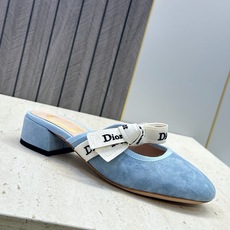 J'ADIOR 迪奥 Dior 2026 早春新款蝴蝶结玛丽珍芭蕾舞娃娃女鞋 明星同款CD字母logo立体刺绣织带低跟 J'ADIOR 迪奥 Dior 2026 早春新款蝴蝶结玛丽珍芭蕾舞娃娃女鞋 明星同款CD字母logo立体刺绣织带低跟
