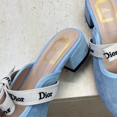 J'ADIOR 迪奥 Dior 2026 早春新款蝴蝶结玛丽珍芭蕾舞娃娃女鞋 明星同款CD字母logo立体刺绣织带低跟 J'ADIOR 迪奥 Dior 2026 早春新款蝴蝶结玛丽珍芭蕾舞娃娃女鞋 明星同款CD字母logo立体刺绣织带低跟