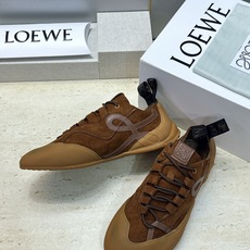 罗意威 LOEWE 2026春夏新款系带德训鞋 明星同款字母logo拼色阿甘休闲运动跑鞋 市面顶级版本 材质:鞋面进口羊 罗意威 LOEWE 2026春夏新款系带德训鞋 明星同款字母logo拼色阿甘休闲运动跑鞋 市面顶级版本 材质:鞋面进口羊