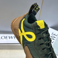 罗意威 LOEWE 2026春夏新款系带德训鞋 明星同款字母logo拼色阿甘休闲运动跑鞋 市面顶级版本 材质:鞋面进口羊 罗意威 LOEWE 2026春夏新款系带德训鞋 明星同款字母logo拼色阿甘休闲运动跑鞋 市面顶级版本 材质:鞋面进口羊
