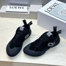 罗意威 LOEWE 2026春夏新款系带德训鞋 明星同款字母logo拼色阿甘休闲运动跑鞋 市面顶级版本 材质:鞋面进口羊 罗意威 LOEWE 2026春夏新款系带德训鞋 明星同款字母logo拼色阿甘休闲运动跑鞋 市面顶级版本 材质:鞋面进口羊