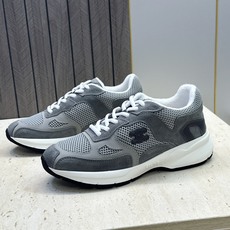 CELINE 2026春夏新款厚底系带休闲女鞋 赛琳字母logo圆头拼色运动老爹跑鞋 材质:鞋面进口羊猄皮/环保透气网 CELINE 2026春夏新款厚底系带休闲女鞋 赛琳字母logo圆头拼色运动老爹跑鞋 材质:鞋面进口羊猄皮/环保透气网