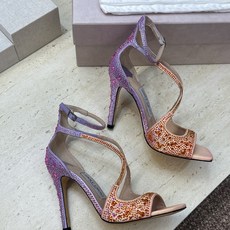 周仰杰Jimmy Choo 2026春夏新款水钻幻彩果冻色交叉带女鞋 吉米周JC字母logo 高跟鱼嘴露趾中空凉鞋 材质 周仰杰Jimmy Choo 2026春夏新款水钻幻彩果冻色交叉带女鞋 吉米周JC字母logo 高跟鱼嘴露趾中空凉鞋 材质