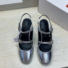 (配全套飞机盒) 莞产 顶级代购级 爱马仕 Hermes 2026春夏新款 Mila 玛丽珍芭蕾舞拼色高跟女鞋 H家字 (配全套飞机盒) 莞产 顶级代购级 爱马仕 Hermes 2026春夏新款 Mila 玛丽珍芭蕾舞拼色高跟女鞋 H家字