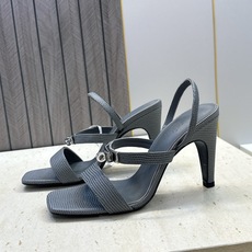 (配全套飞机盒) 莞货 代购级 HERMERS 爱马仕2026春夏新款Muse Kelly扣拼色女鞋 H家字母logo (配全套飞机盒) 莞货 代购级 HERMERS 爱马仕2026春夏新款Muse Kelly扣拼色女鞋 H家字母logo