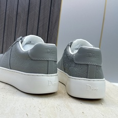 迪奥 Dior 2026春夏新款Star休闲系带小白鞋 CD字母logo厚底圆头拼色滑板运动女鞋 材质:鞋面进口小牛皮 迪奥 Dior 2026春夏新款Star休闲系带小白鞋 CD字母logo厚底圆头拼色滑板运动女鞋 材质:鞋面进口小牛皮