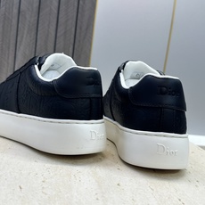 迪奥 Dior 2026春夏新款Star休闲系带小白鞋 CD字母logo厚底圆头拼色滑板运动女鞋 材质:鞋面进口小牛皮 迪奥 Dior 2026春夏新款Star休闲系带小白鞋 CD字母logo厚底圆头拼色滑板运动女鞋 材质:鞋面进口小牛皮