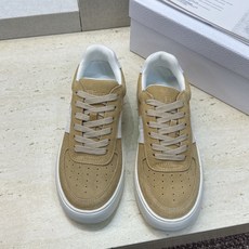 迪奥 Dior 2026春夏新款Star休闲系带小白鞋 CD字母logo厚底圆头拼色滑板运动女鞋 材质:鞋面进口小牛皮 迪奥 Dior 2026春夏新款Star休闲系带小白鞋 CD字母logo厚底圆头拼色滑板运动女鞋 材质:鞋面进口小牛皮