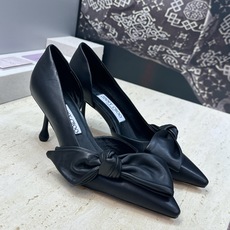 周仰杰Jimmy Choo 2026春夏新款时尚女婚鞋 吉米周JC明星同款字母logo 高跟尖头蝴蝶结侧空凉鞋 材质:鞋 周仰杰Jimmy Choo 2026春夏新款时尚女婚鞋 吉米周JC明星同款字母logo 高跟尖头蝴蝶结侧空凉鞋 材质:鞋