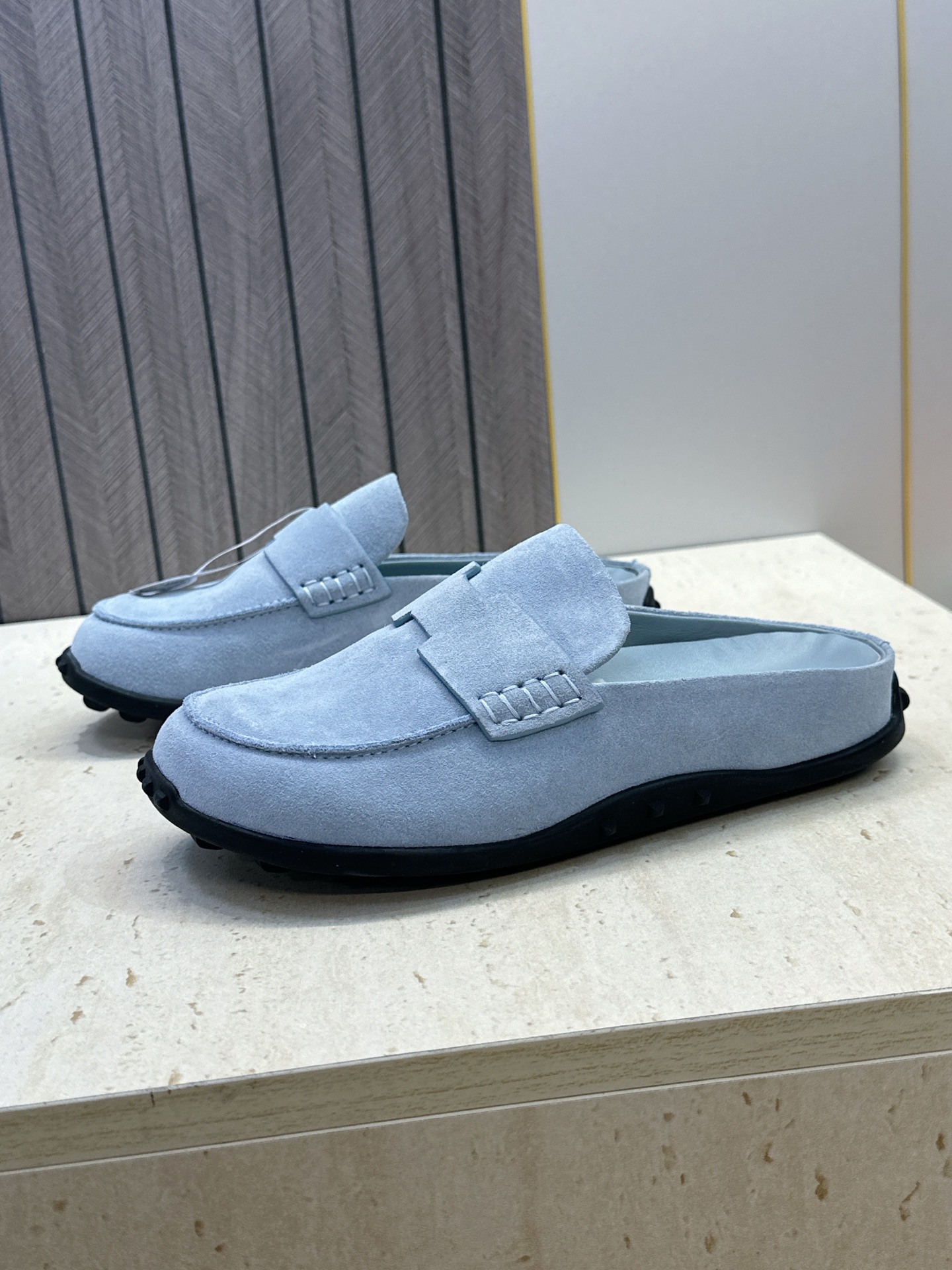 (配全套飞机盒) 莞产 代购级 爱马仕 Hermes 2026春夏新款 Lazy果冻色豆豆女鞋 H家平底圆头时尚休闲 (配全套飞机盒) 莞产 代购级 爱马仕 Hermes 2026春夏新款 Lazy果冻色豆豆女鞋 H家平底圆头时尚休闲