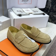 (配全套飞机盒) 莞产 代购级 爱马仕 Hermes 2026春夏新款 Lazy果冻色豆豆女鞋 H家平底圆头时尚休闲 (配全套飞机盒) 莞产 代购级 爱马仕 Hermes 2026春夏新款 Lazy果冻色豆豆女鞋 H家平底圆头时尚休闲